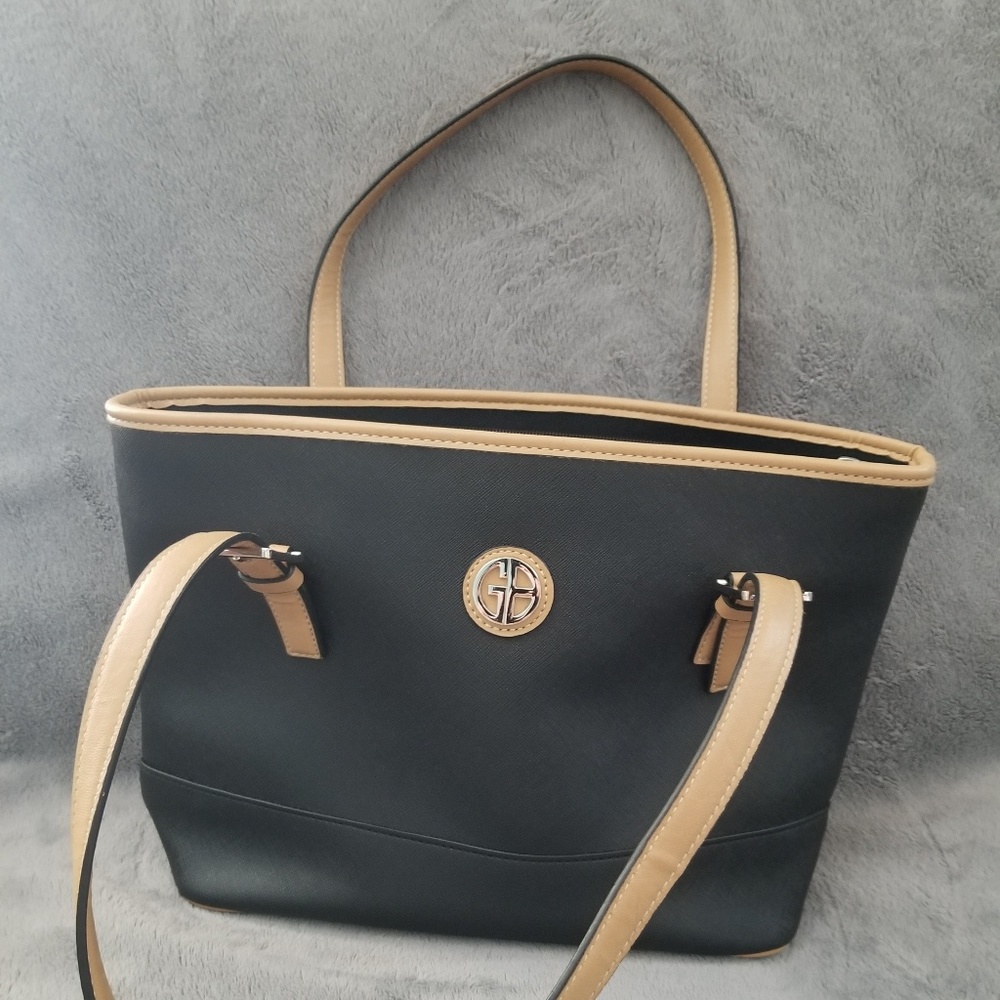 Giani bernini Saffiano Tote $49